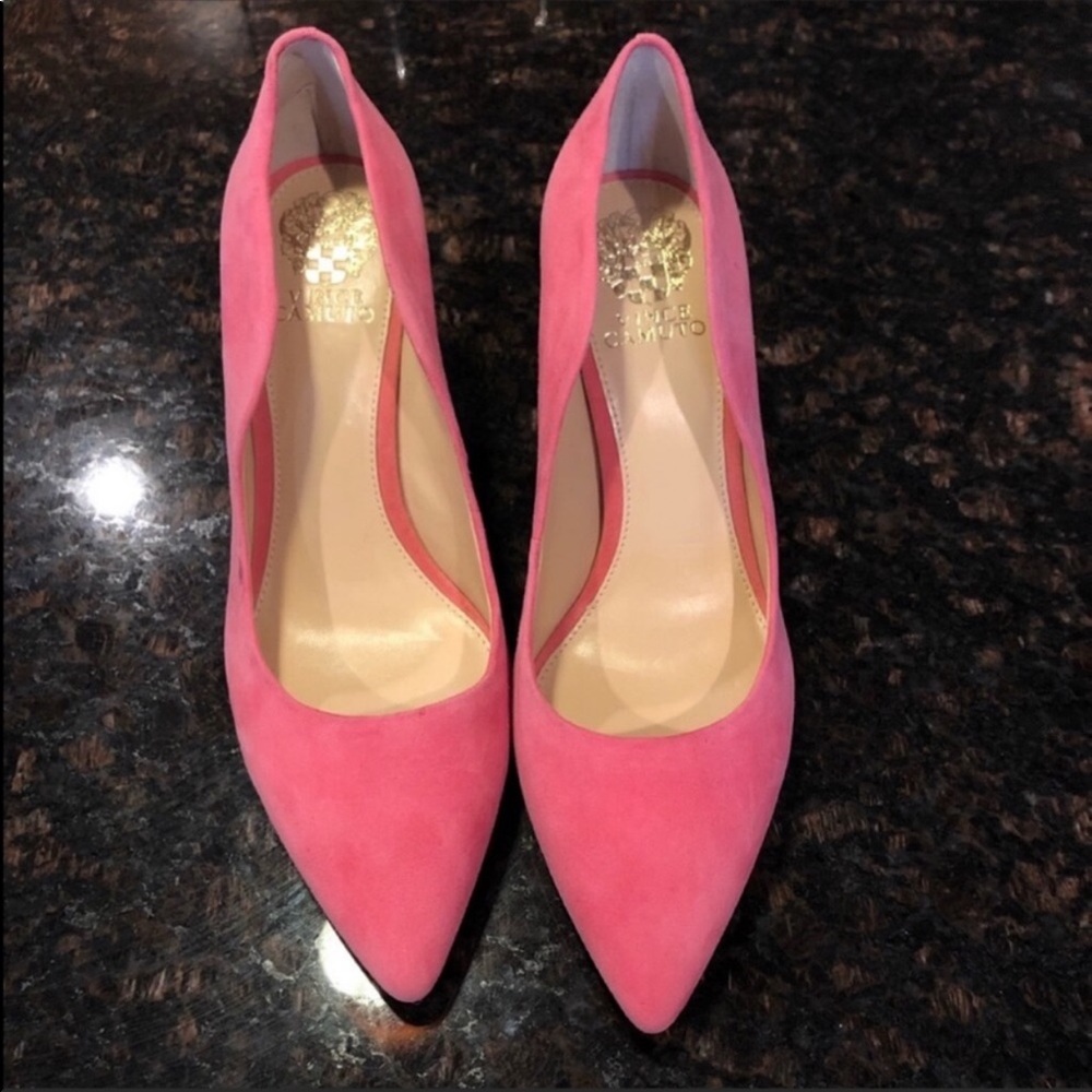 Vince Camuto Pumps